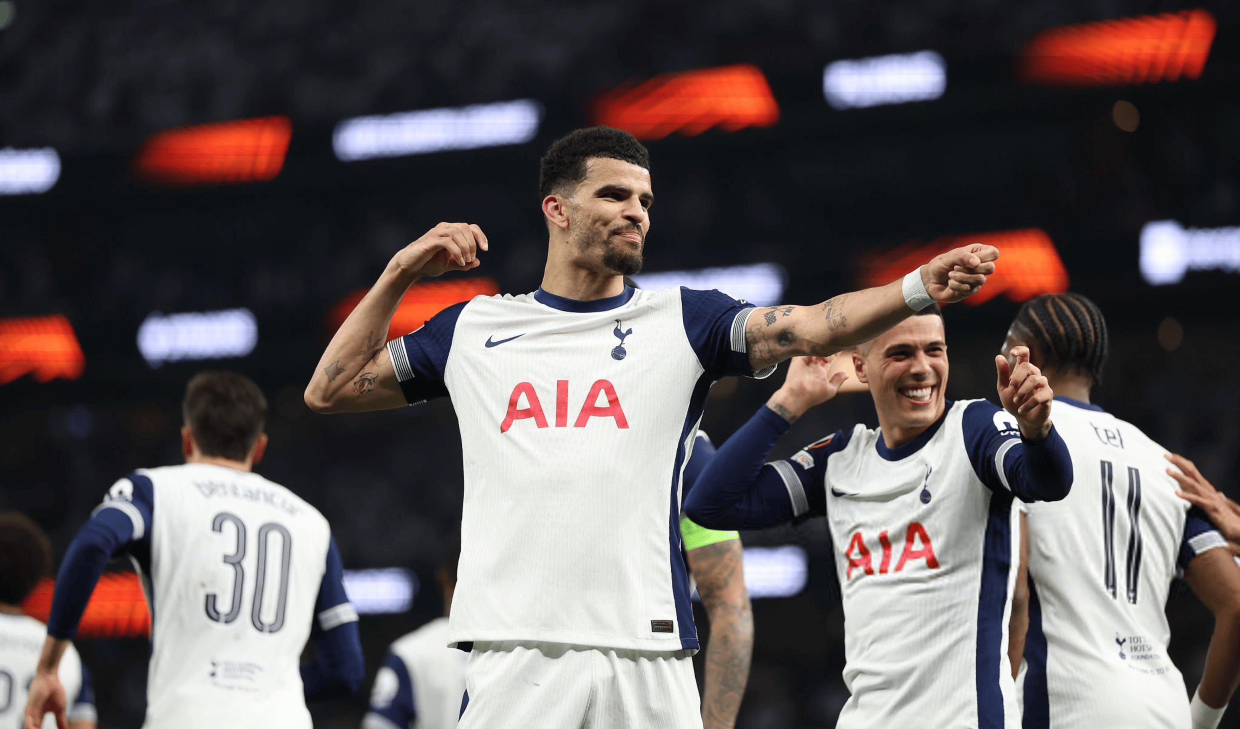 最新战报：英超豪取连胜，冠军在望的简单介绍