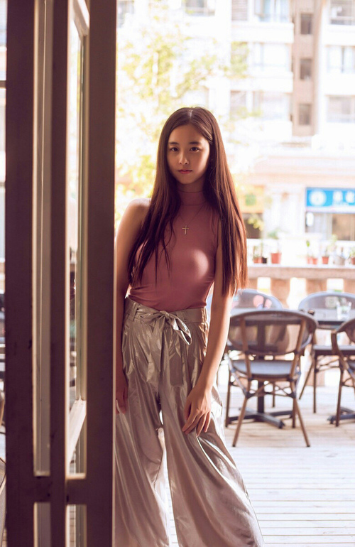 一人璀璨整体窒息，爱德华兹爆炸之下，火箭防守密不透风